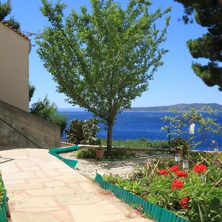 By The Sea Brela, Makarska - 6689 Apartment *
